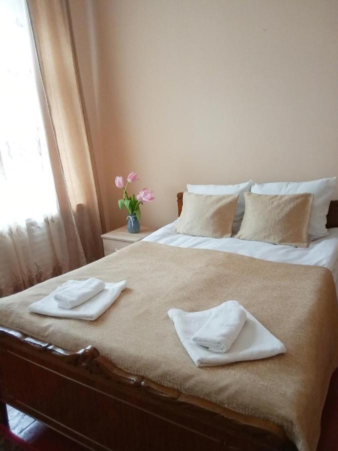 Guest House David'S B&B 久姆里 外观 照片