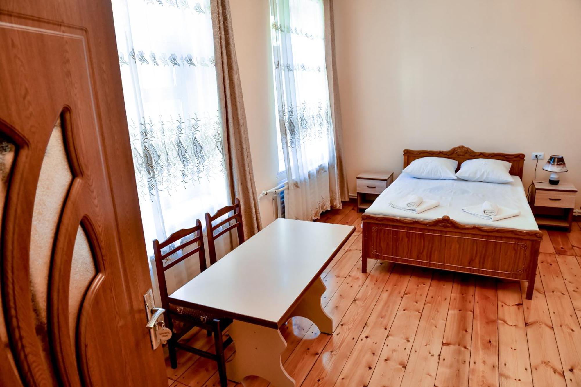 Guest House David'S B&B 久姆里 外观 照片