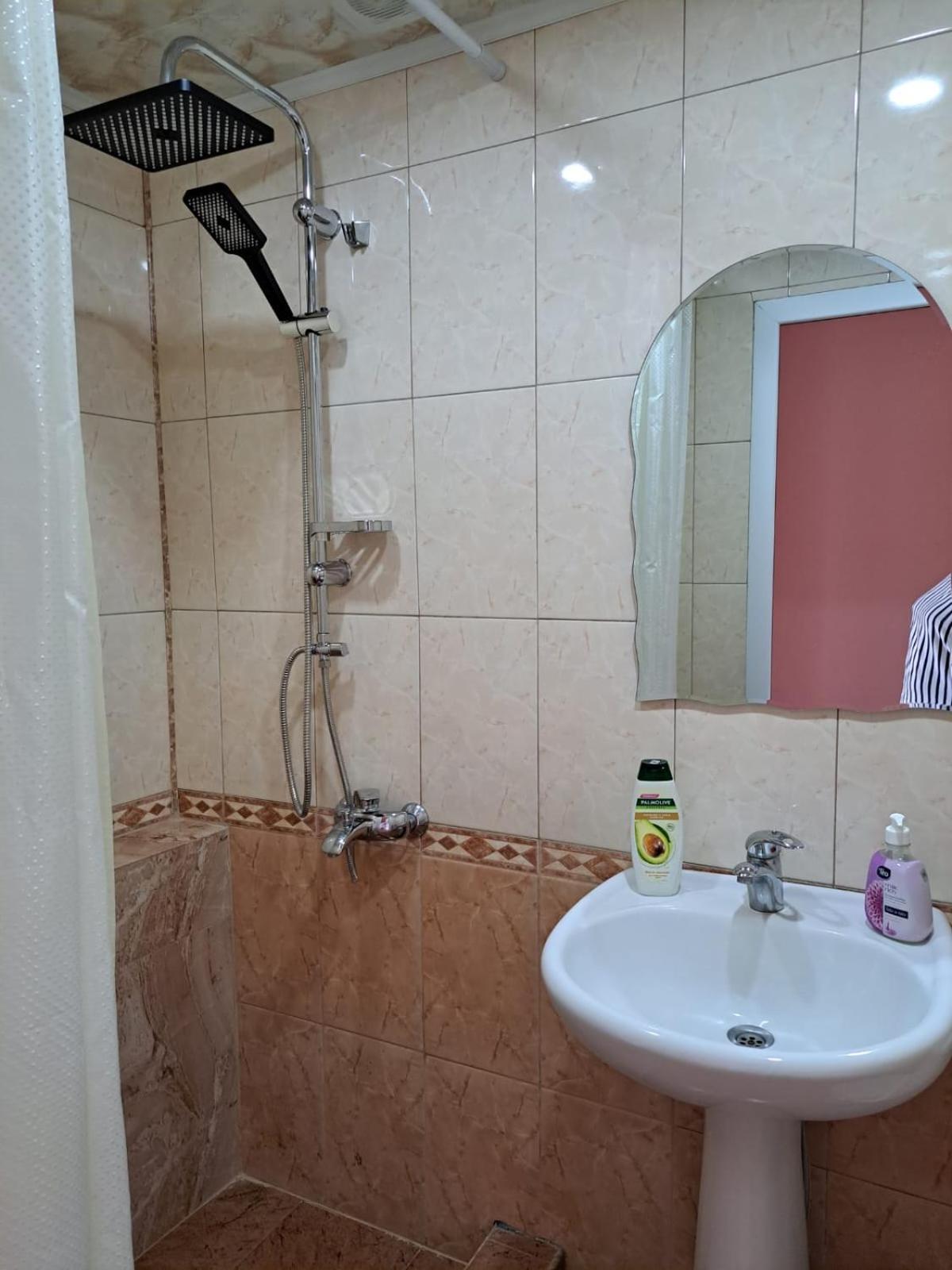 Guest House David'S B&B 久姆里 外观 照片
