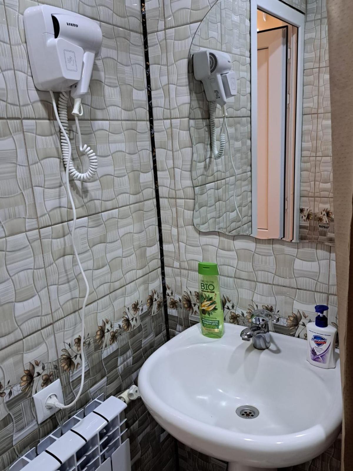Guest House David'S B&B 久姆里 外观 照片