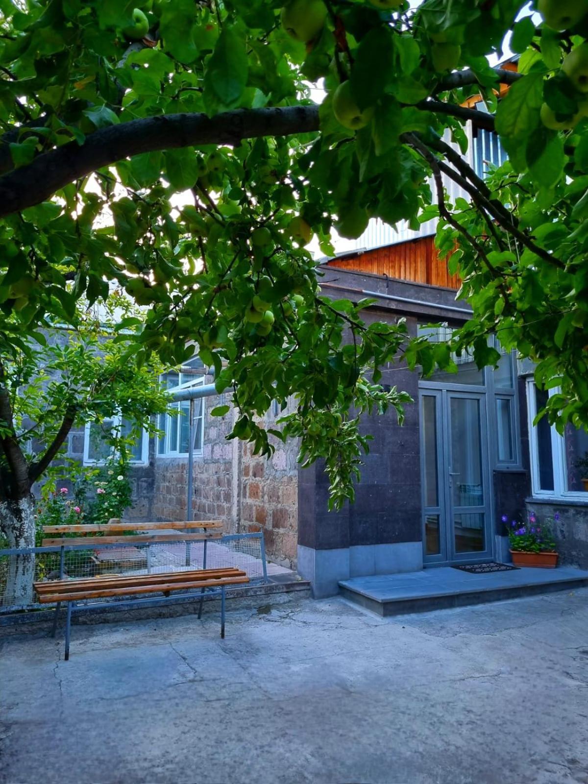 Guest House David'S B&B 久姆里 外观 照片