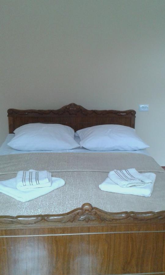 Guest House David'S B&B 久姆里 外观 照片